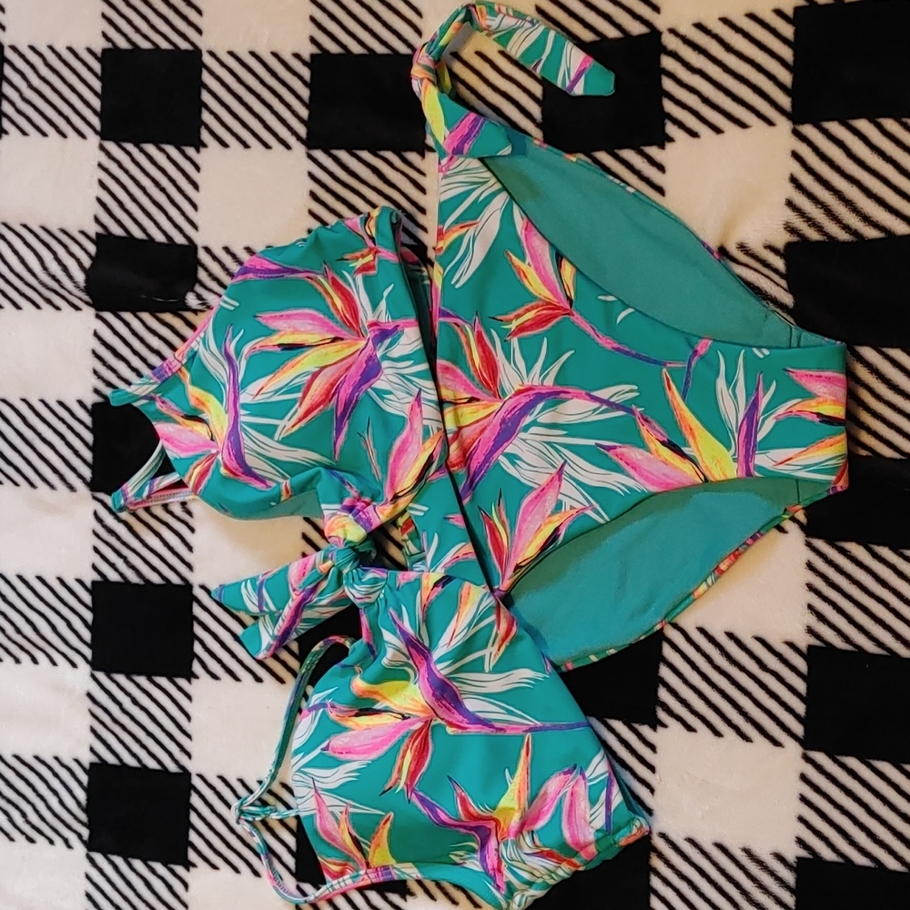 NoBo two piece bikini set